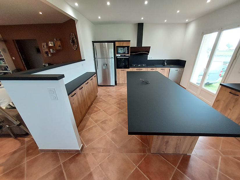 Cuisine bois et noir